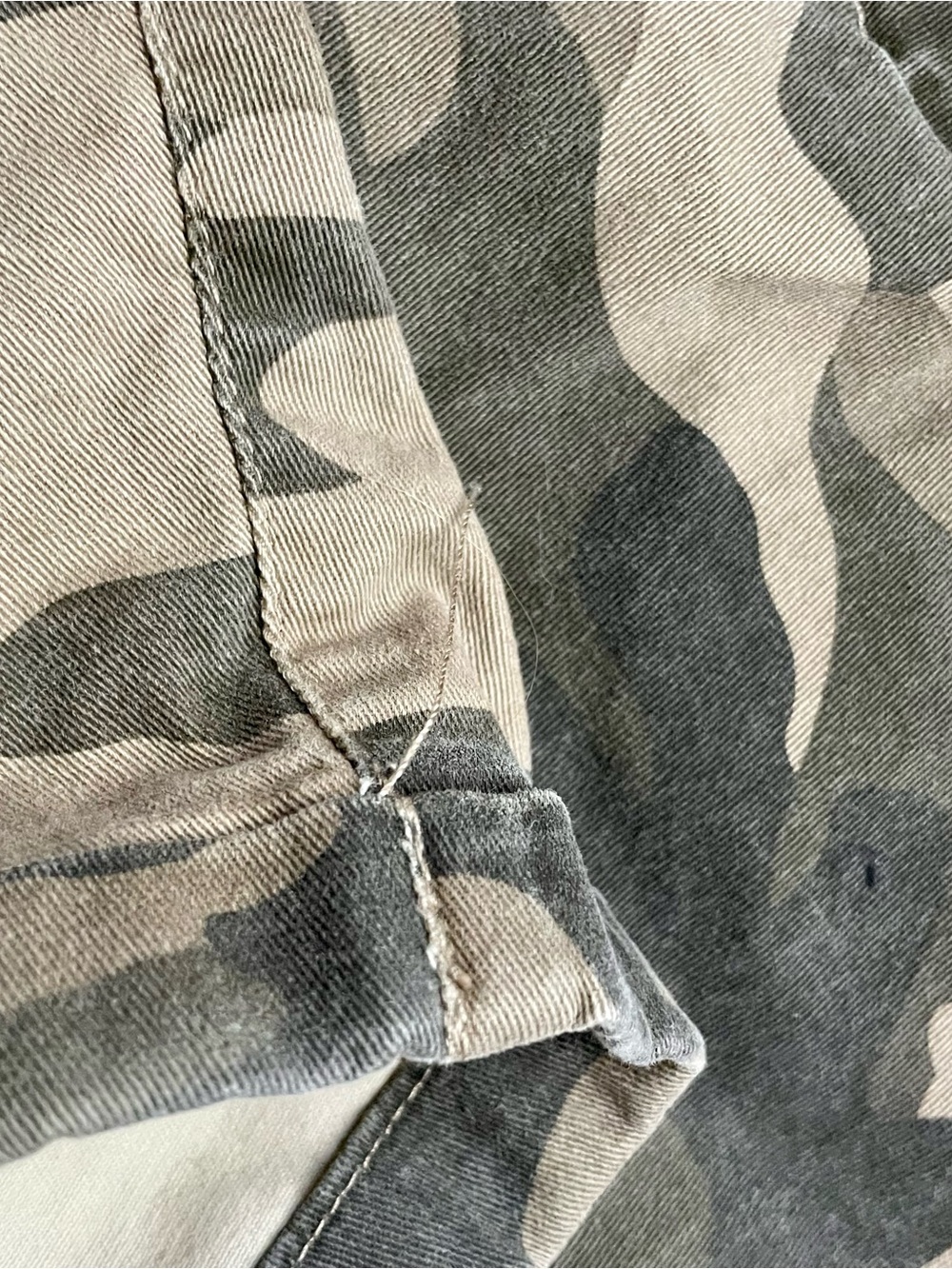 Ochenta Women’s Camo Cargo Shorts - Olive Green - Picture 4 of 6